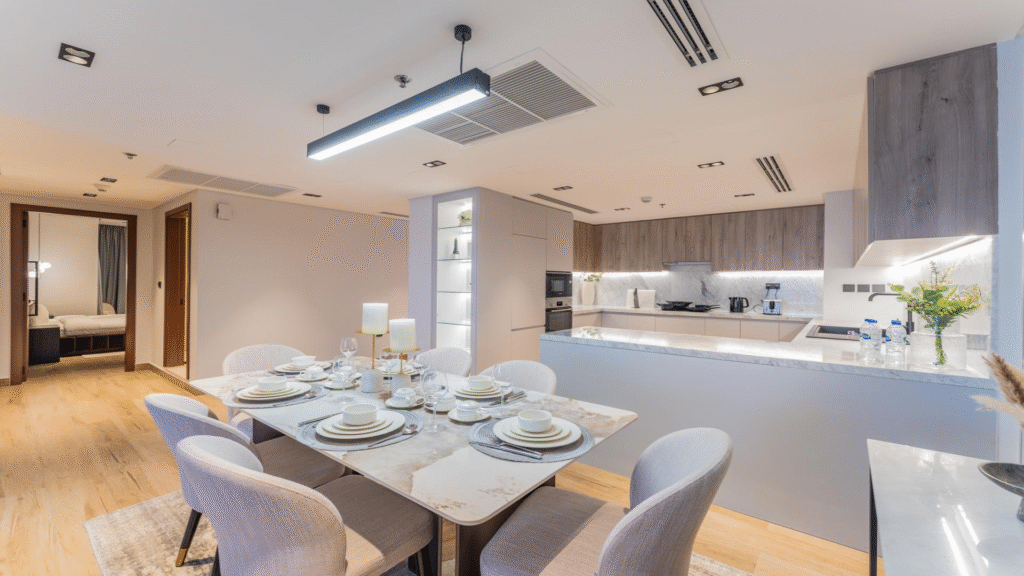 Palm Jumeirah, Dubai Penthouse Kitchen