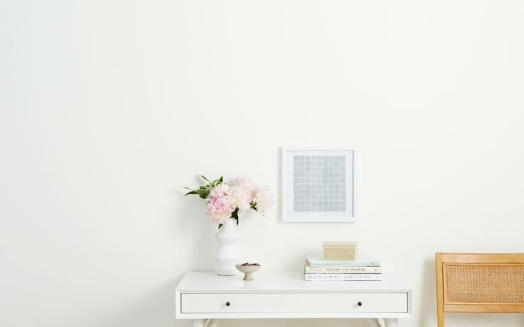 White Wallpaper