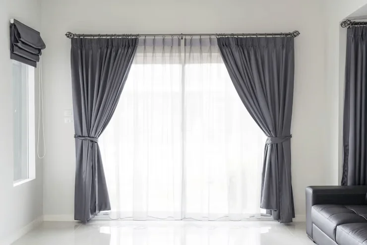 custom curtains dubai